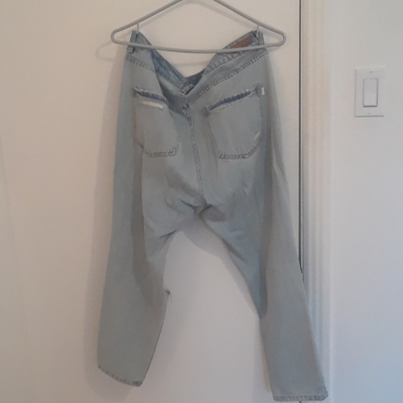 Jeans - Picture 4 of 4